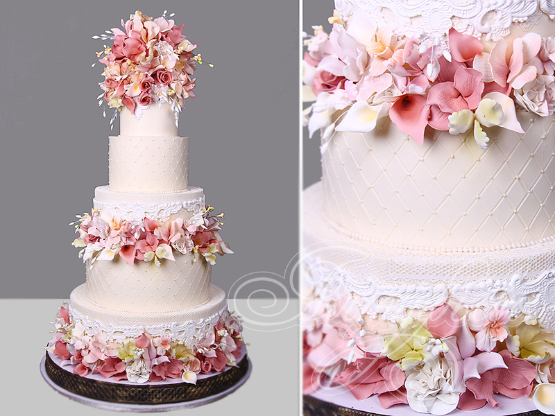 Торт "Пудровое совершенство" с жемчугом пятиярусный на свадьбу