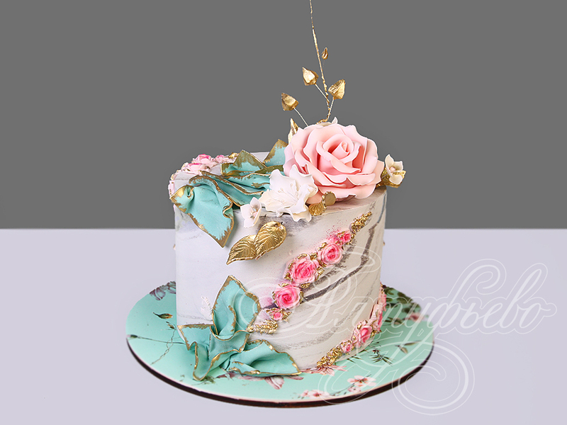 Свадебный торт с золотым декором одноярусный с мастикой