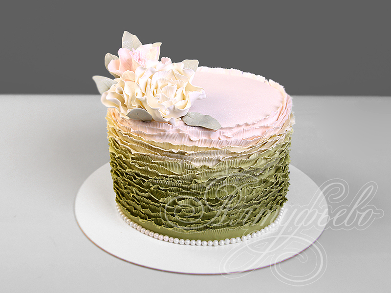 Зеленый торт с рюшами 03081920