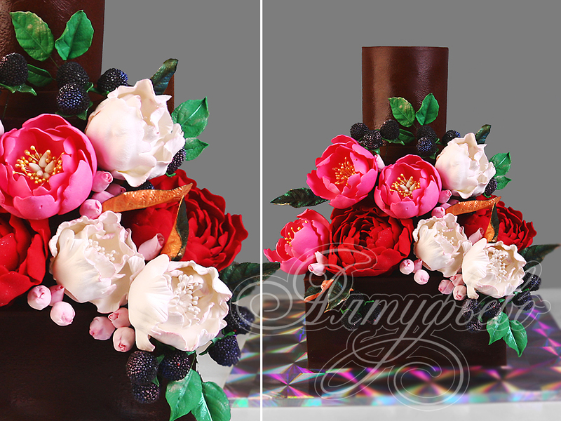 Шоколадный торт с яркими цветами