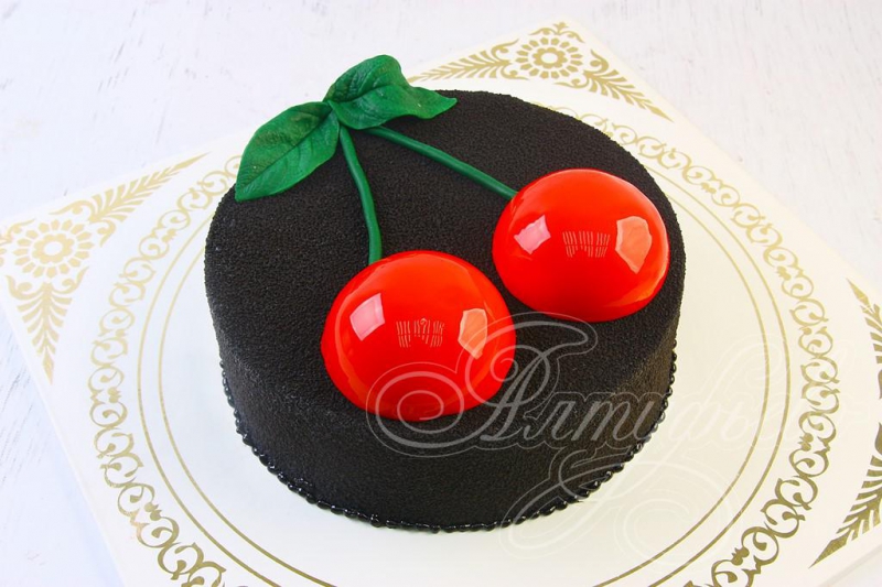 Торт с ягодами и фруктами 25101517