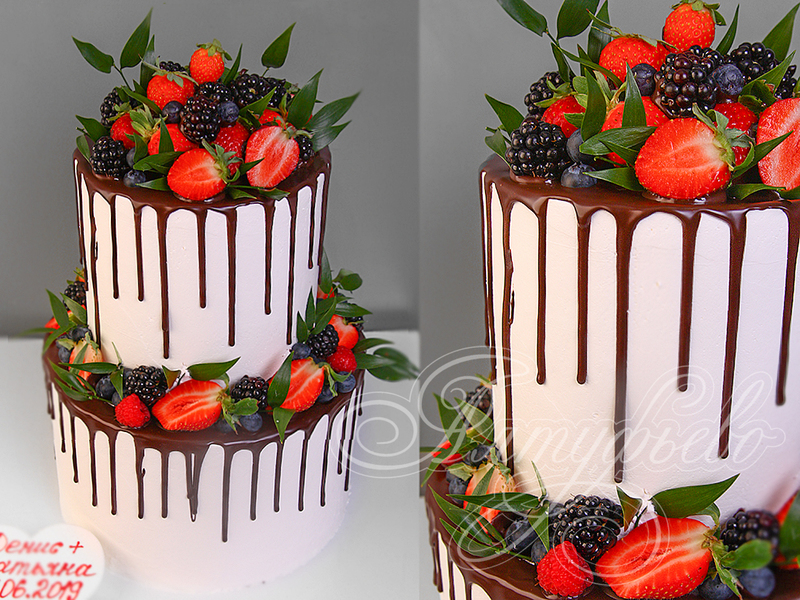 Торт с ягодами и фруктами 29061419