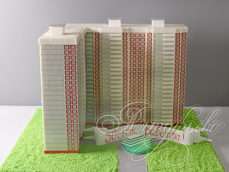 Торт в форме Здания для строителя
