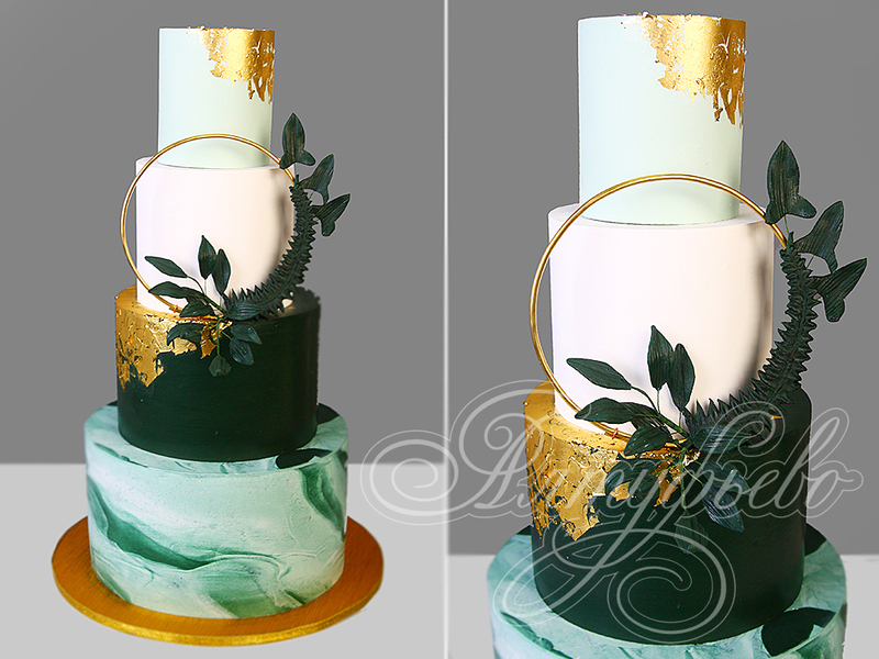 Свадебный торт с Золотым декором многоярусный с мастикой