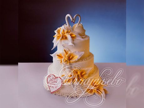 Свадебный торт «Лебеди»